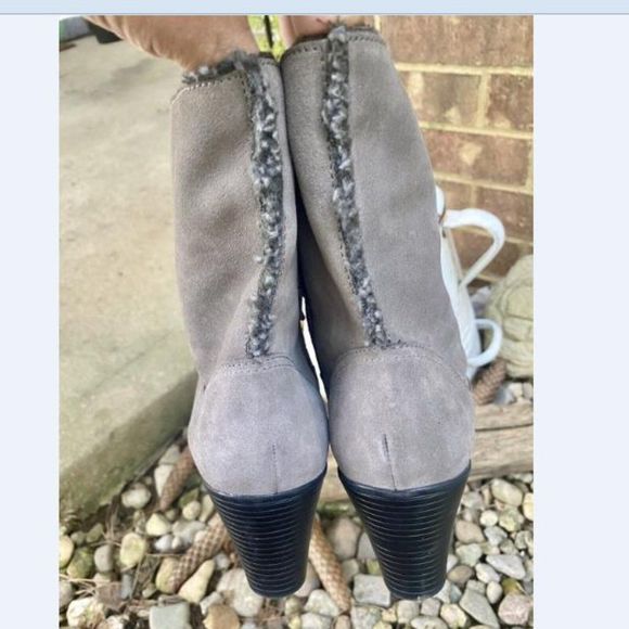 CLARKS Sherpa Lined Winter Fold Over US Women’s Gray Leather Ankle Boots Sz 9.5 - Picture 4 of 7